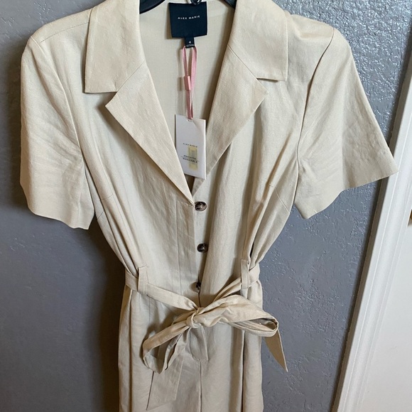 Alex Marie Cream Button-Down Romper - Picture 2 of 4